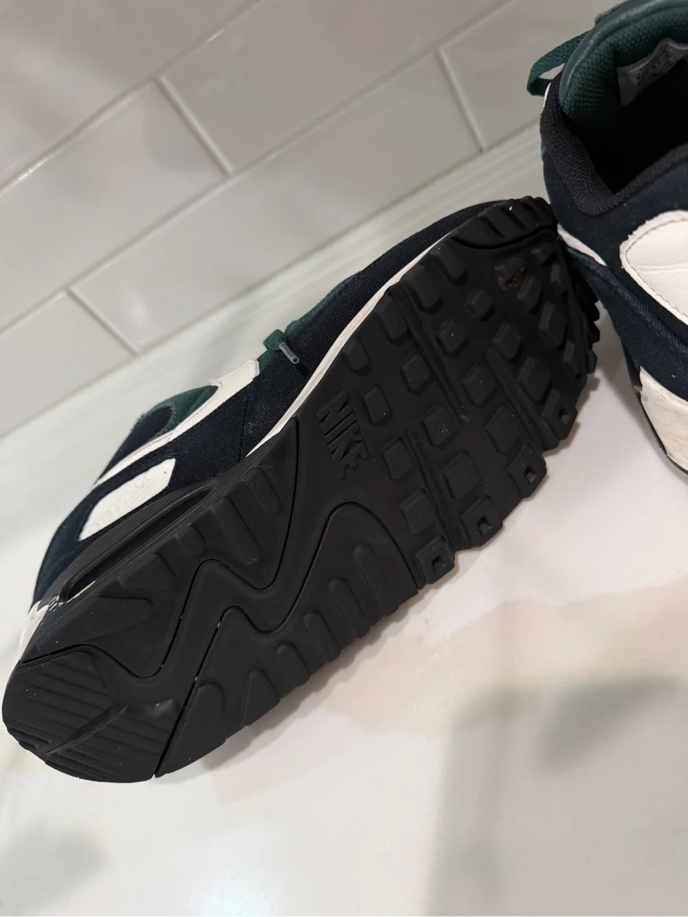 Nike Black & Dark Green Low-Top Sneakers with White Swoosh
